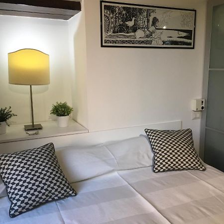 Cosy Trastevere Apartment Rome Exterior photo